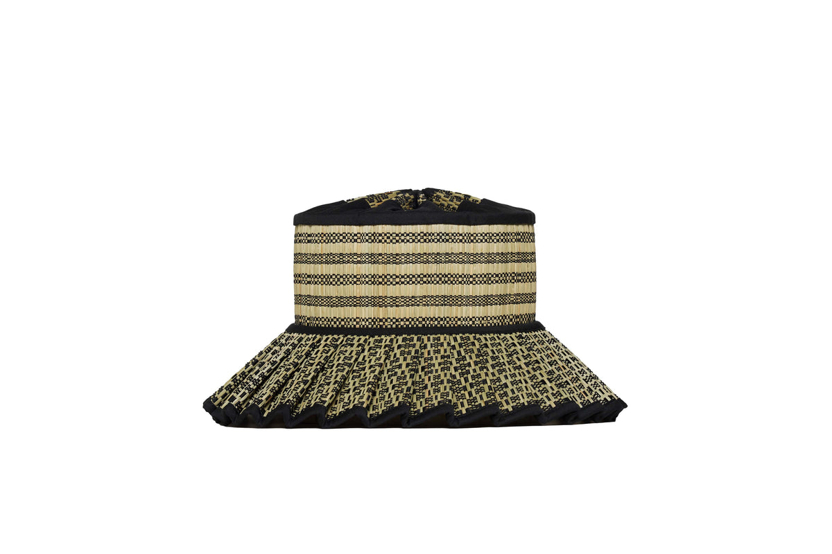 Atemporal | Sombrero Capri de lujo