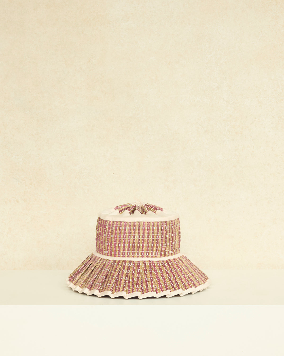 Petal Rush | Sombrero Capri con Borde