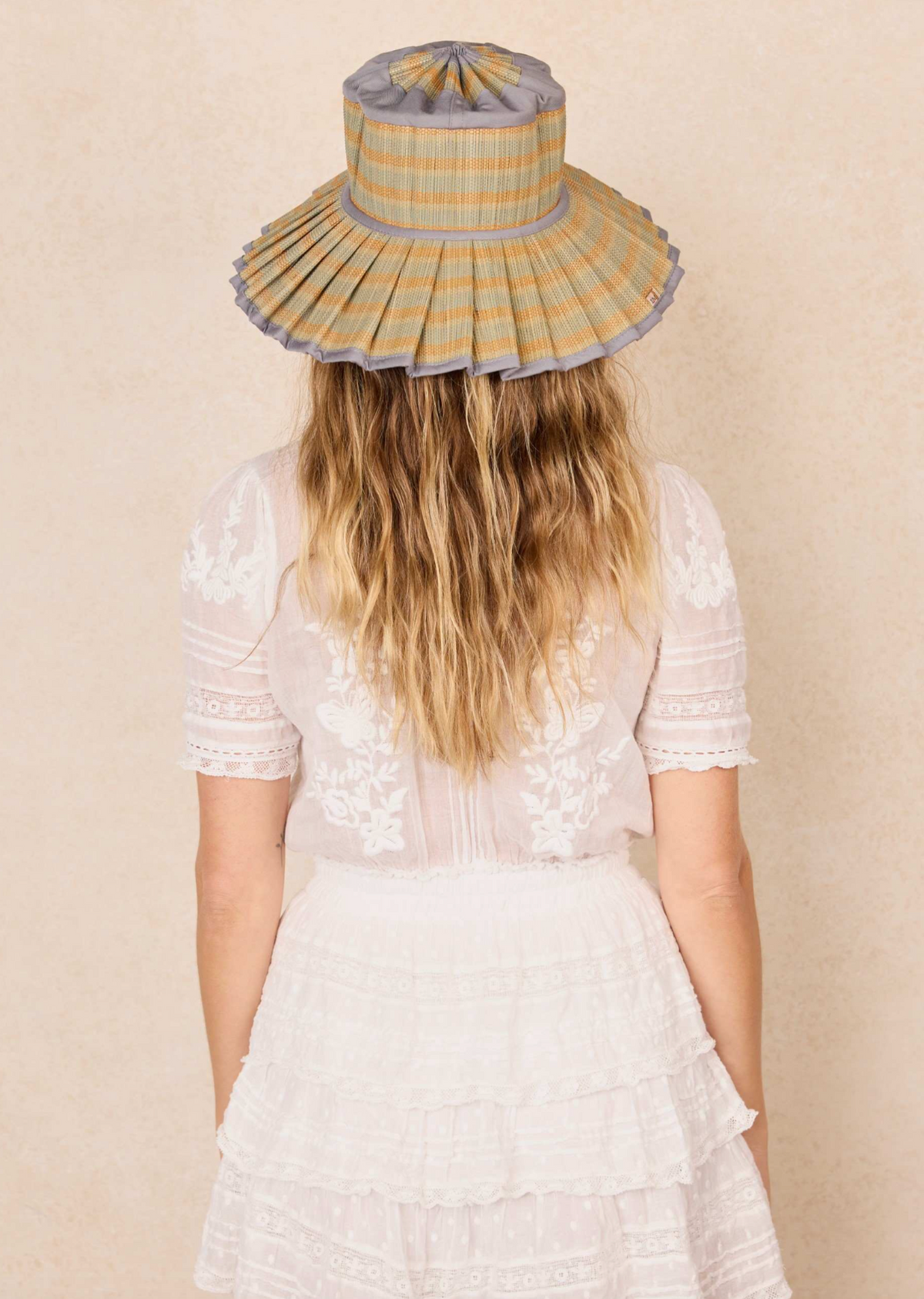 Idle | Island Capri Hat