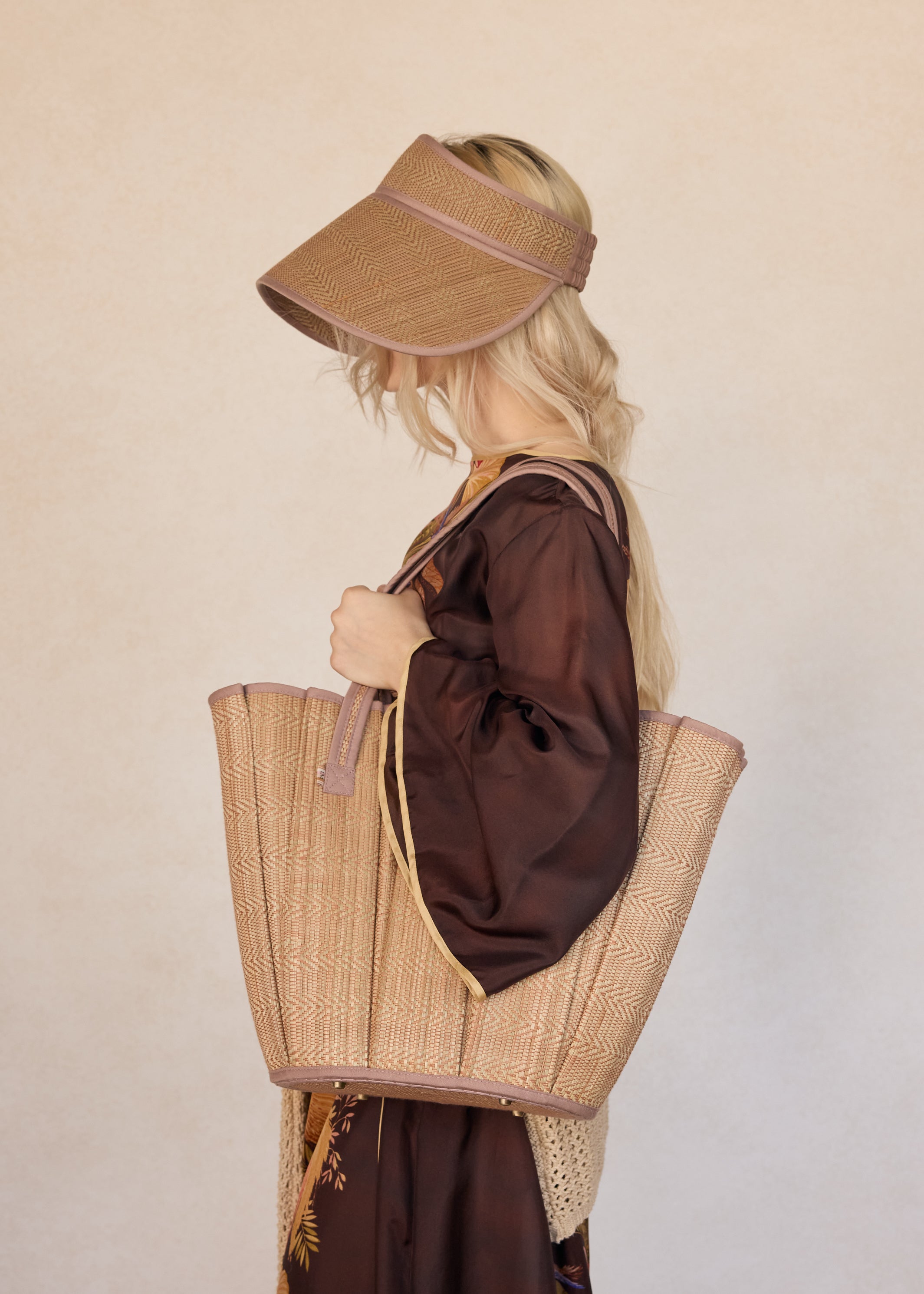 Flores Bungalow Midi Tropez Tote