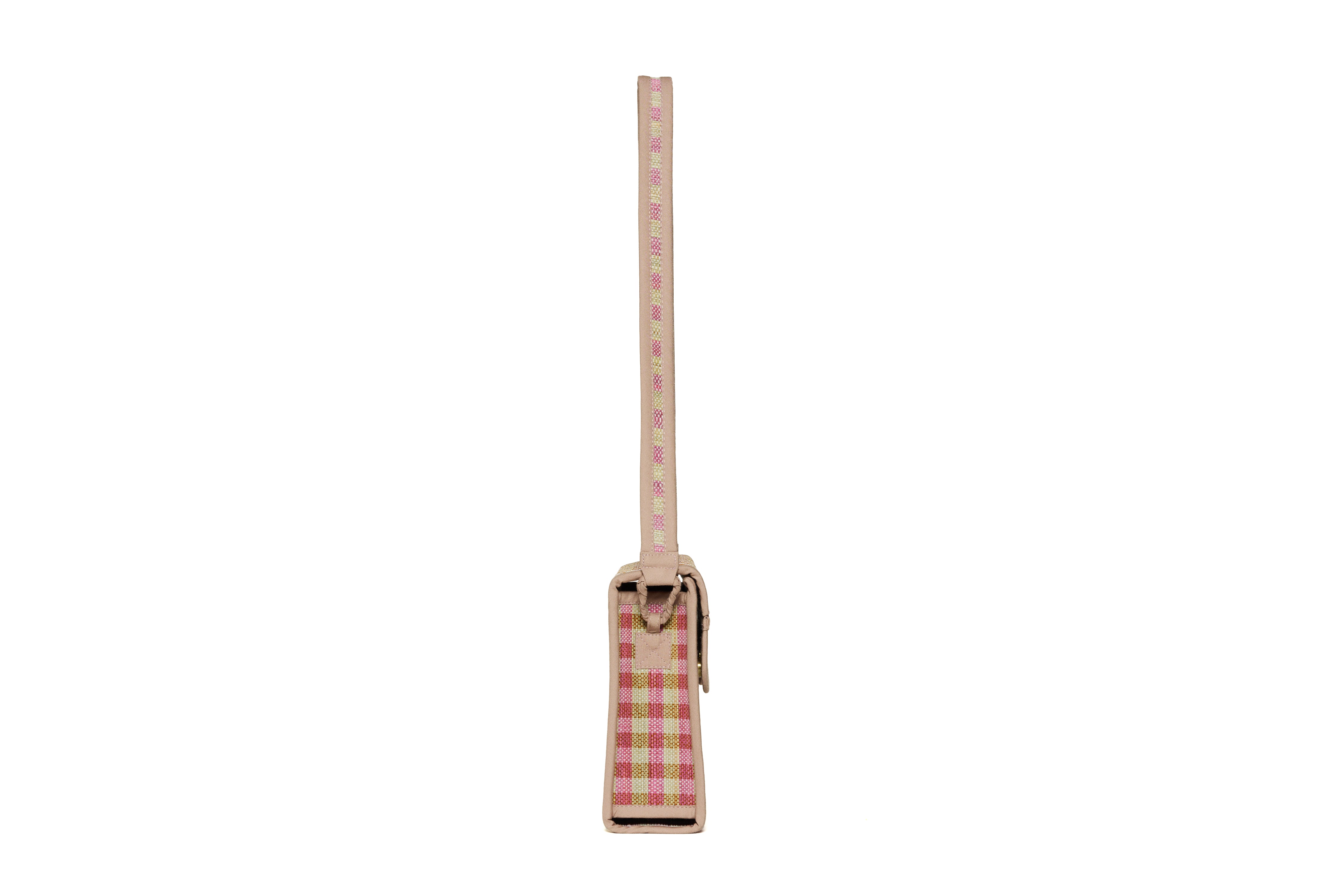 Bartolome Beach | The Picnic Bag Child