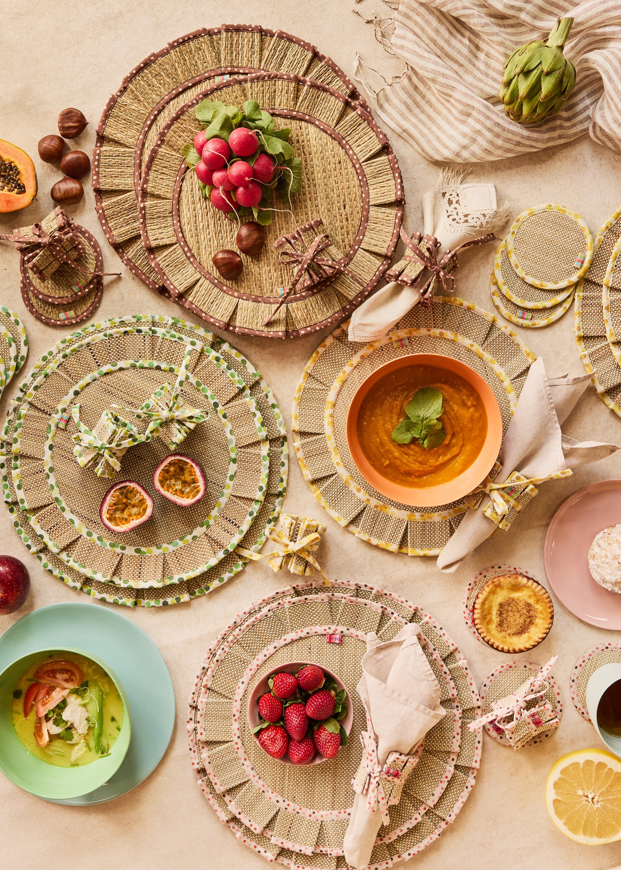 Golden The Social Set Placemats | Medium | Set of 4