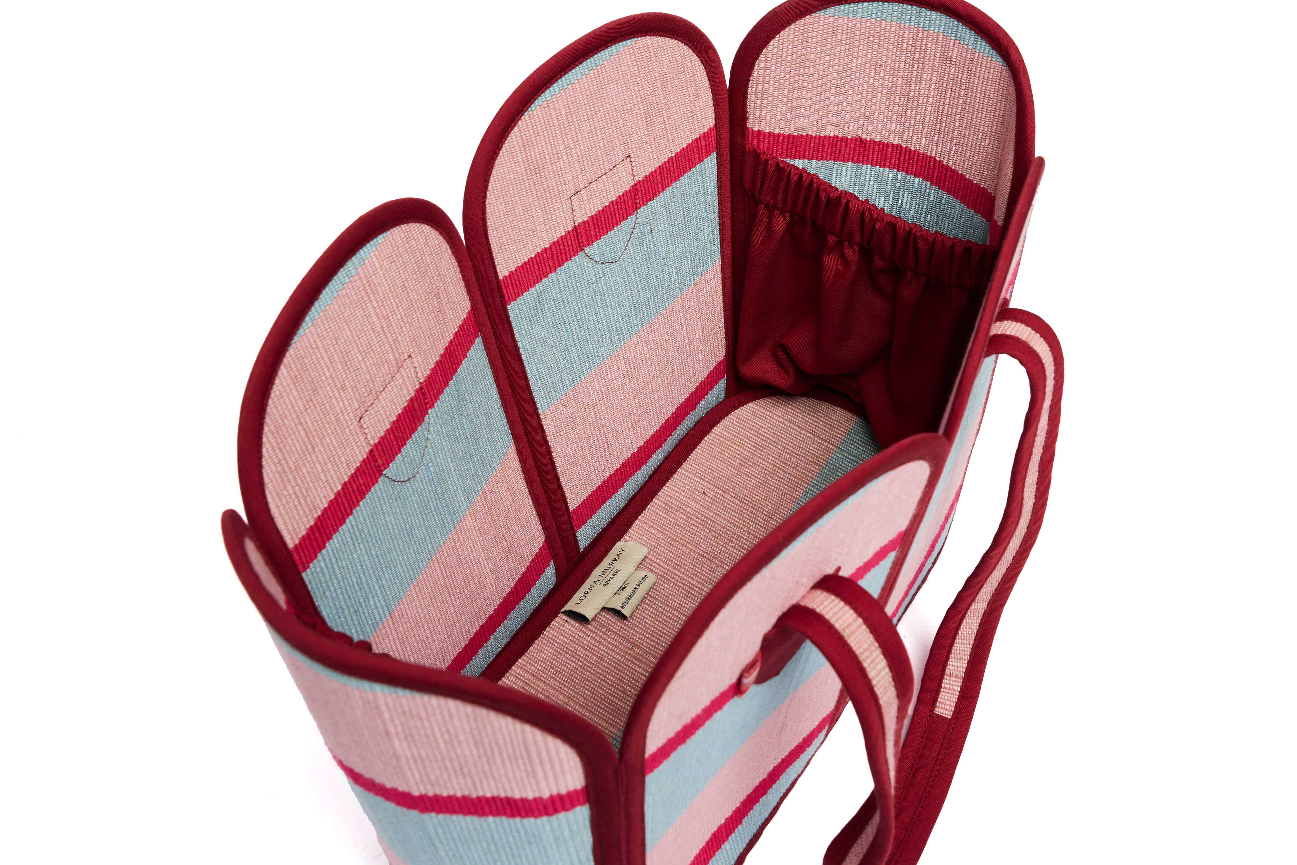 Escape Vacation Tote