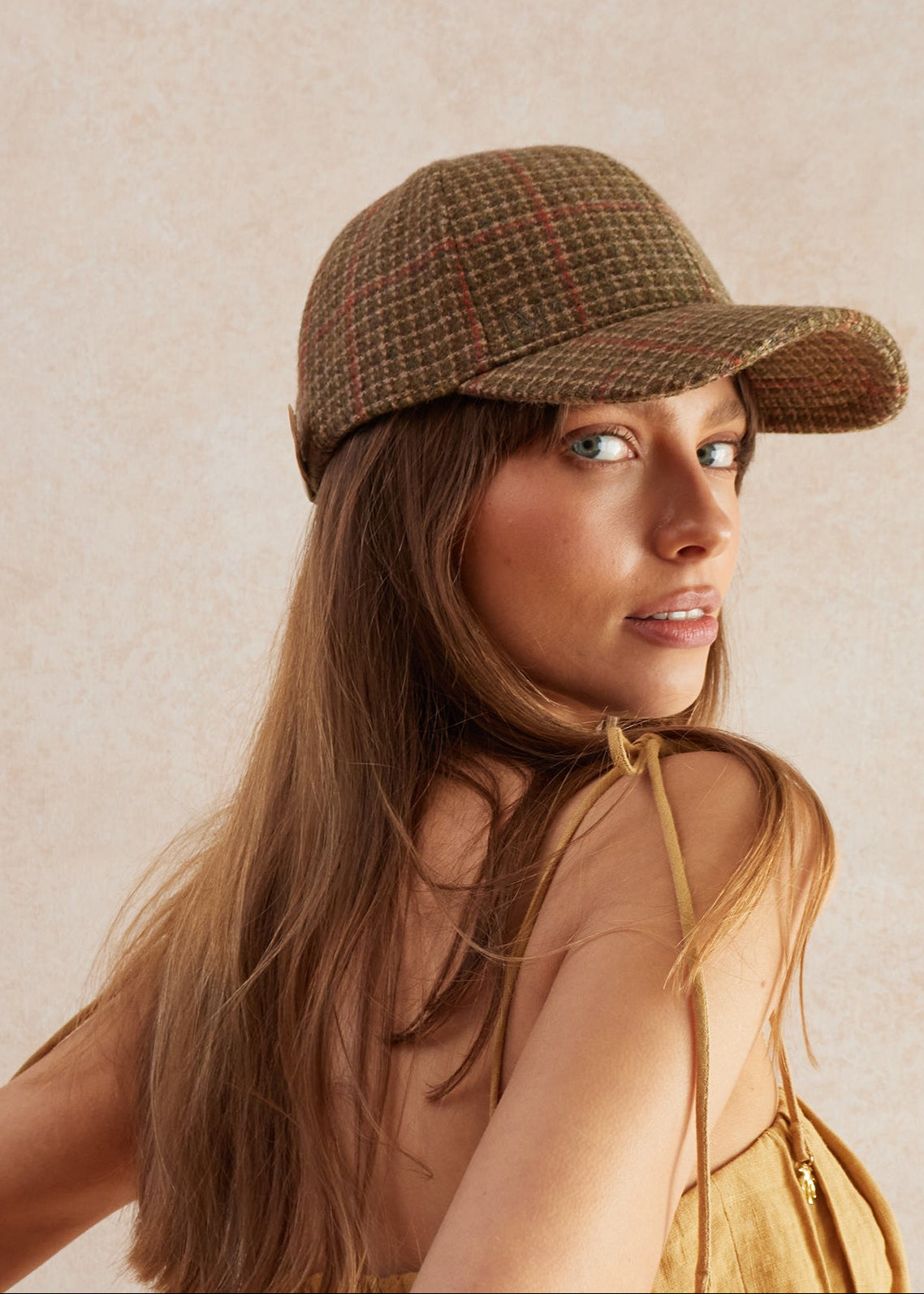 Belgravia Weekend Cap