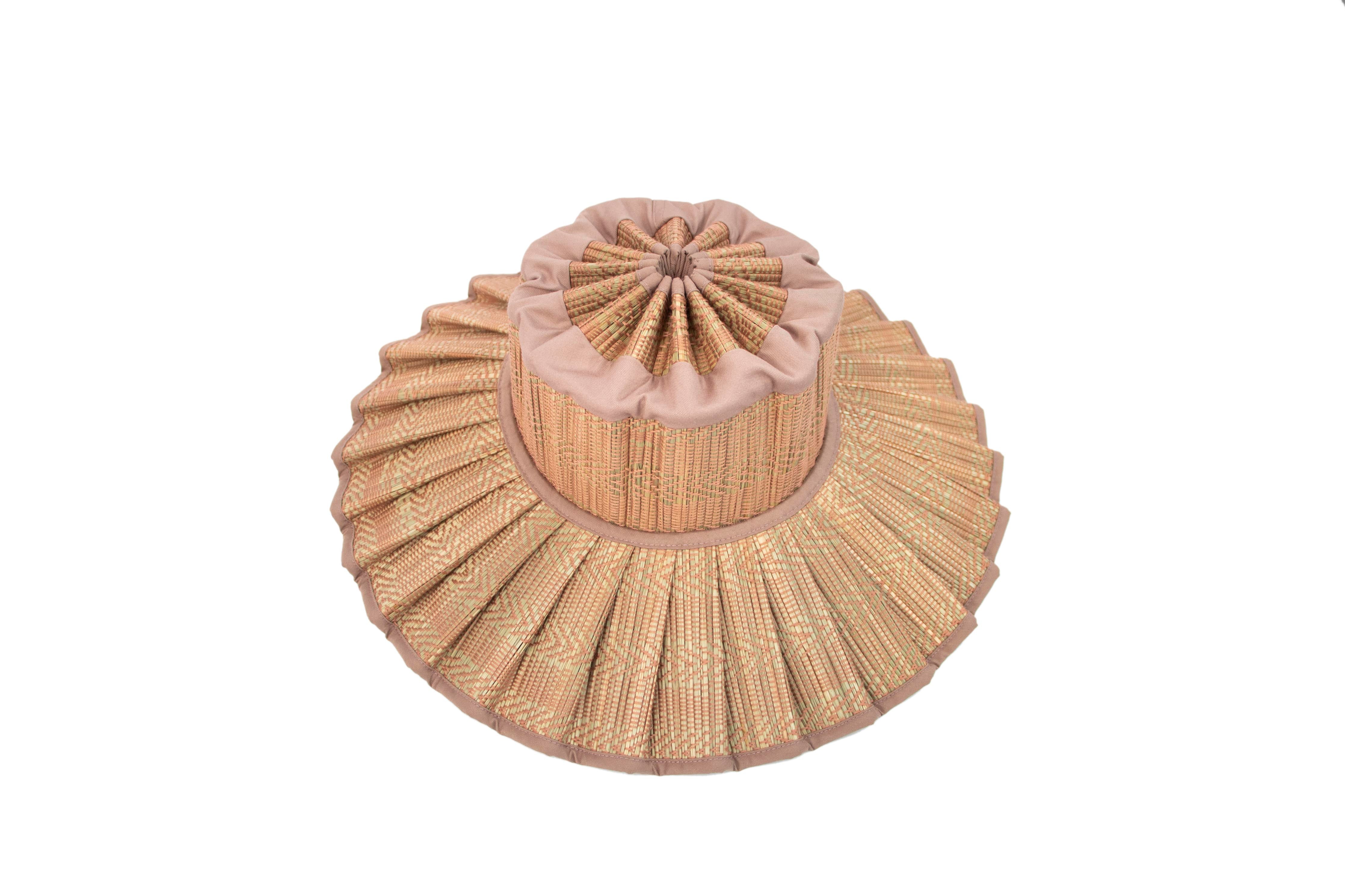 Flores Bungalow Capri Hat