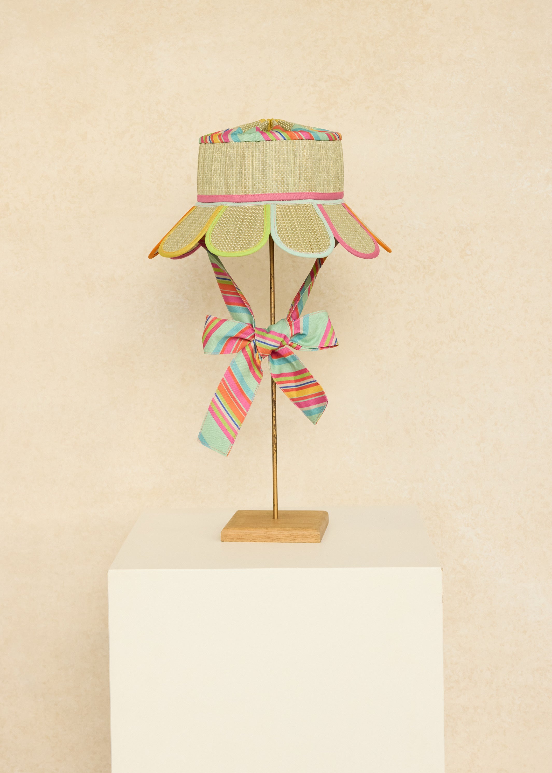 Pool Float | Pacific | Luxe Manhattan Line Hat