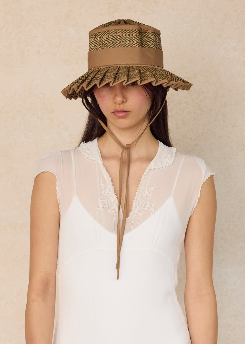 Surfers Paradise | Island Mini Capri Hat