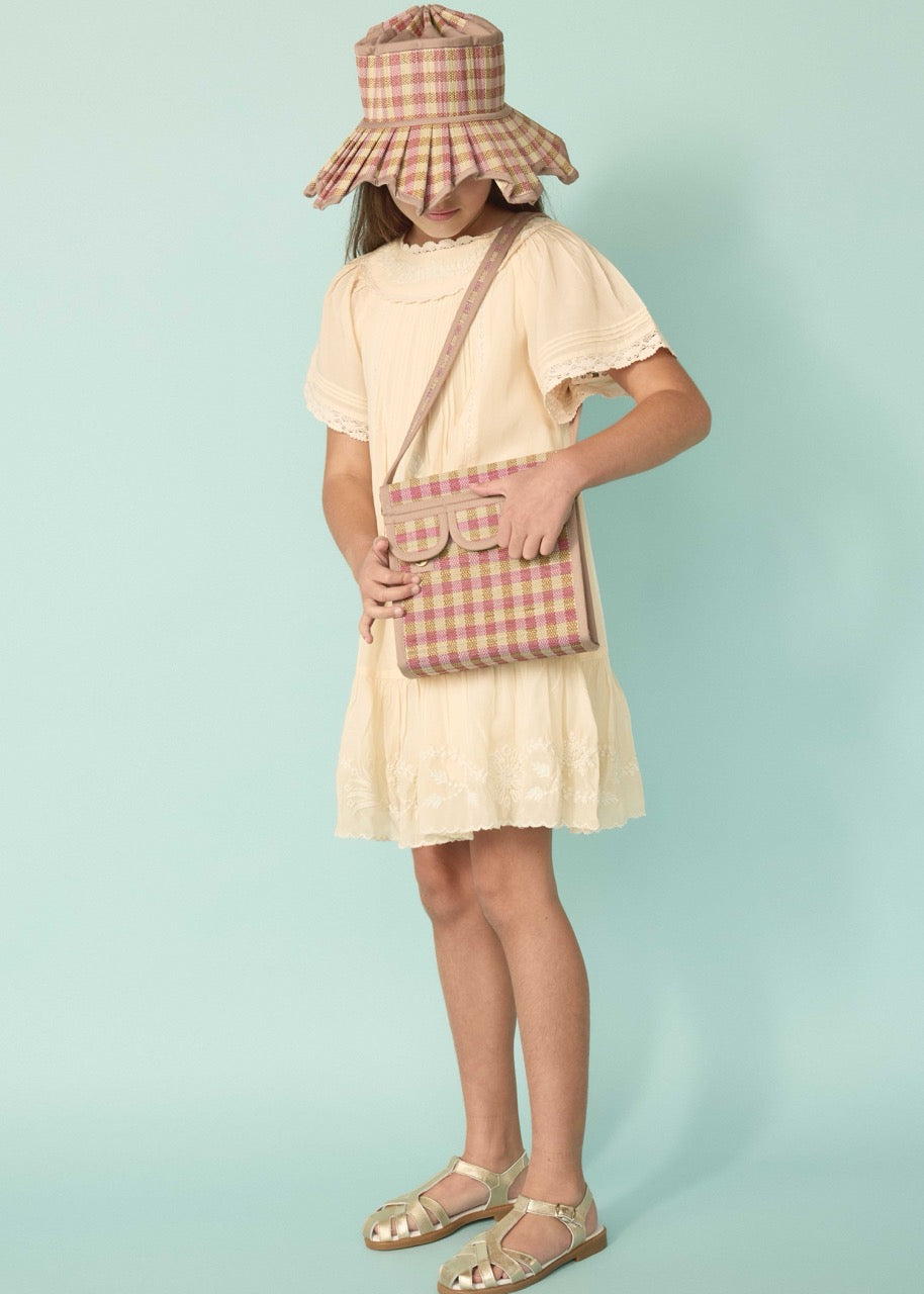 Bartolome Beach | The Picnic Bag Child