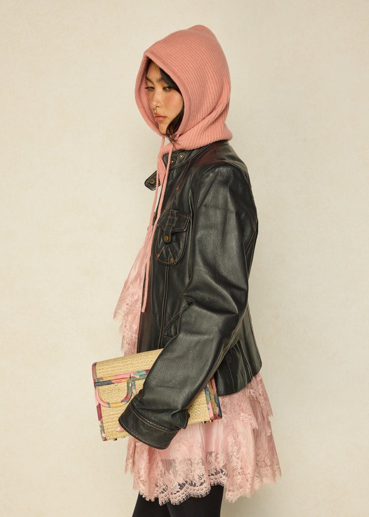 Chalet | Ice Skate Hood