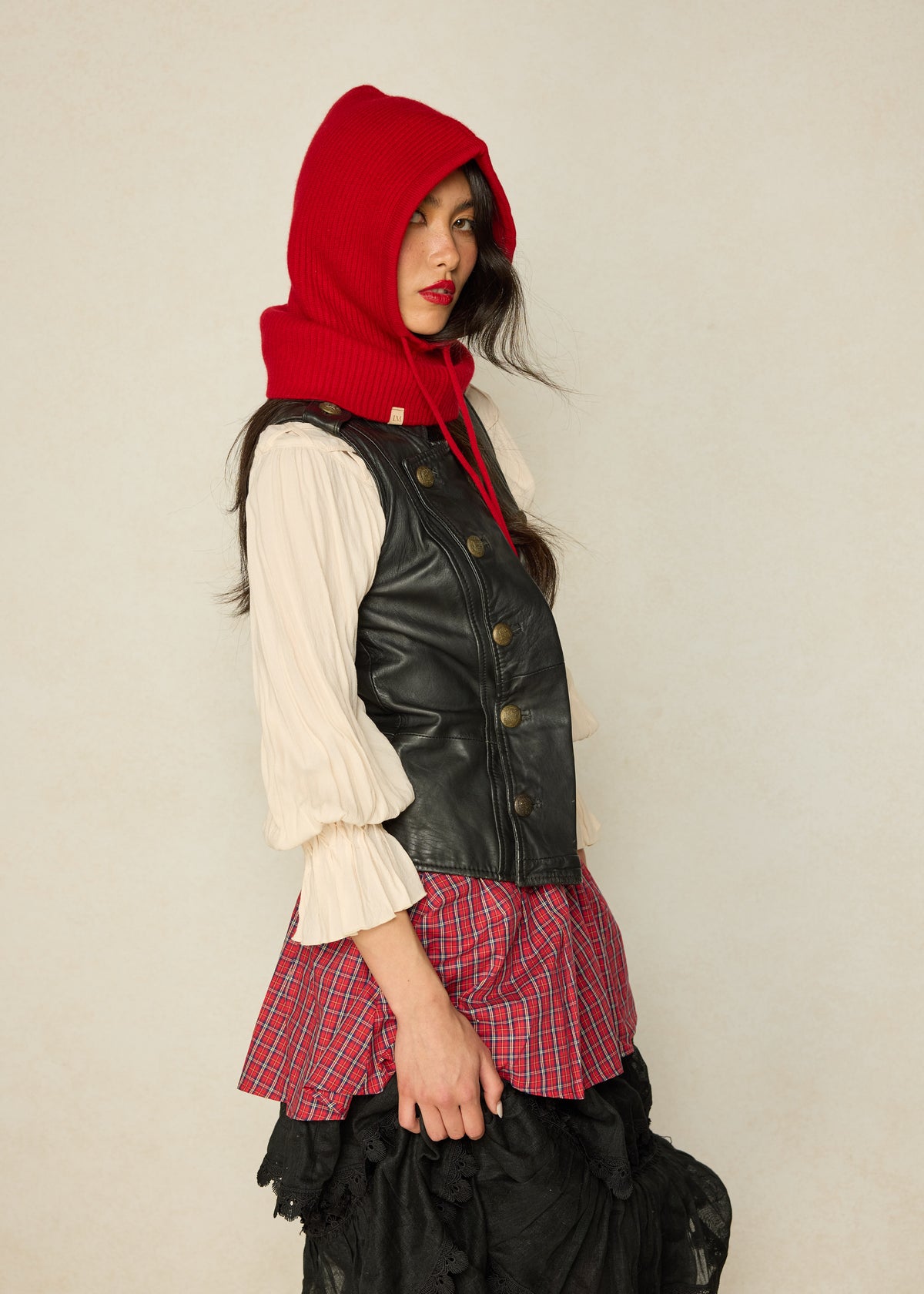 Chilli Red | Ice Skate Hood