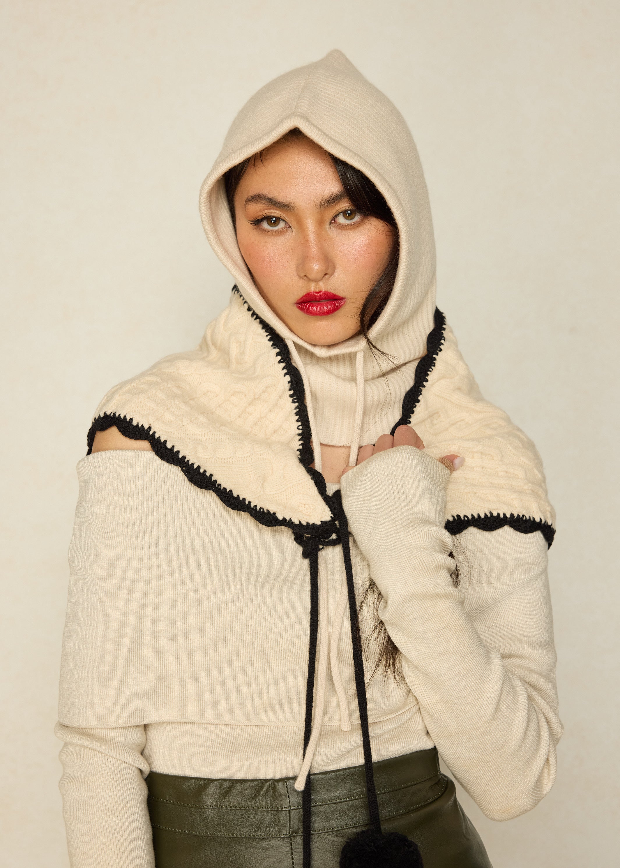 Tumbled Stone | Ice Skate Hood