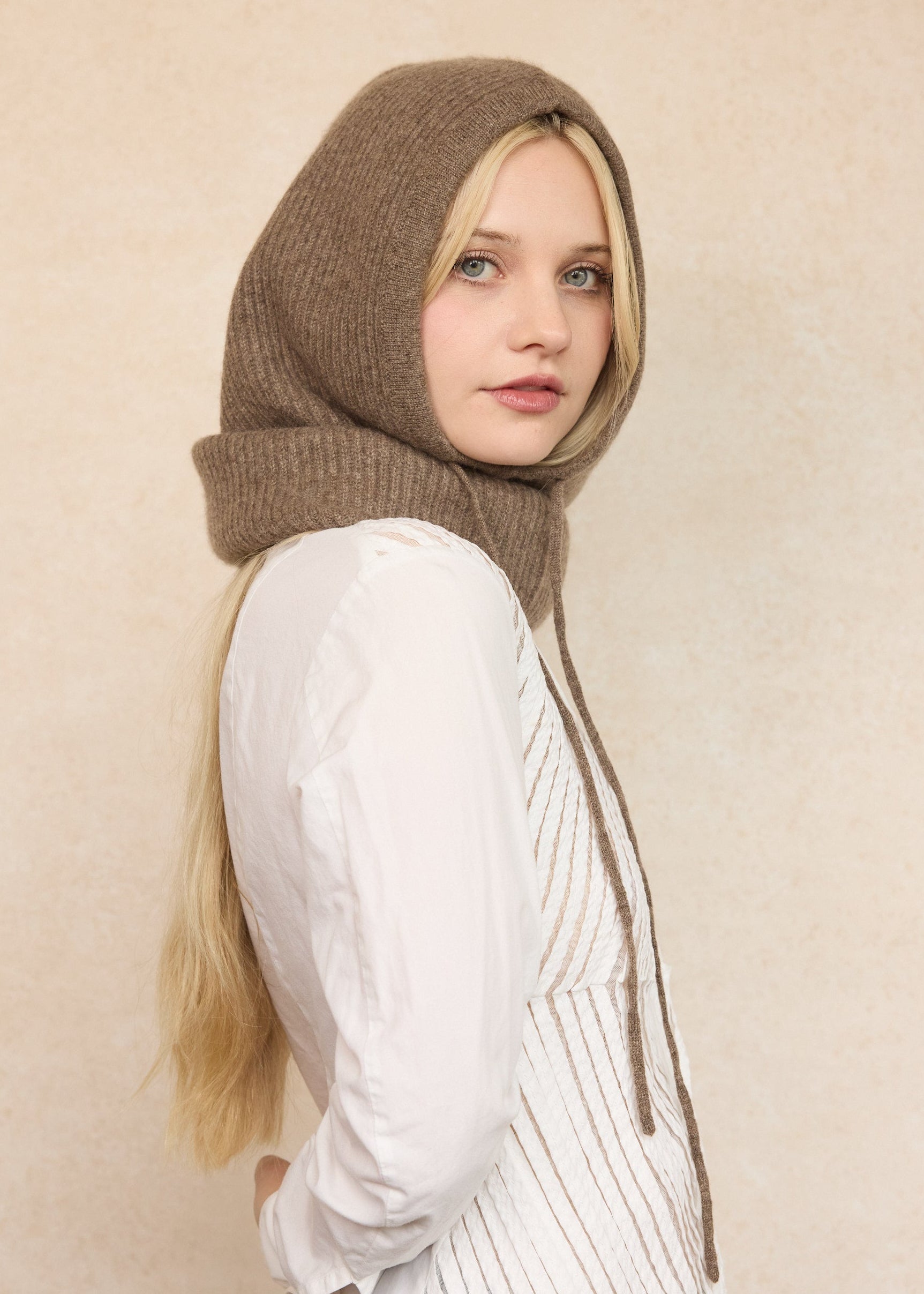 Fairy Wren | Ice Skate Hood