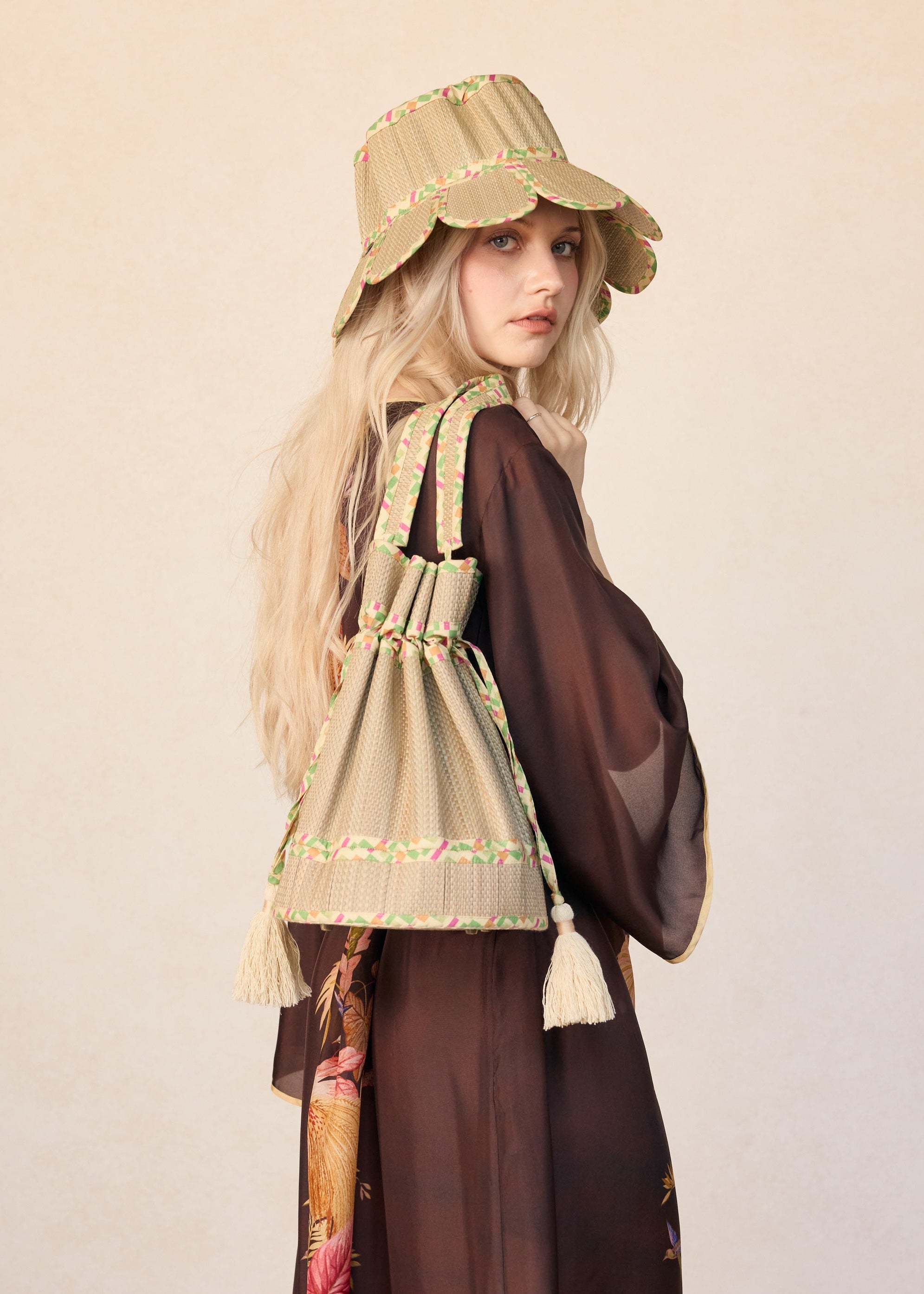 Jungle Oasis Midi Leisure Tote - Thumbnail 2