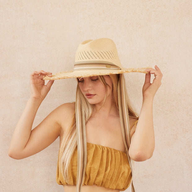 Sunbed | Sandy Beach Panama Hat
