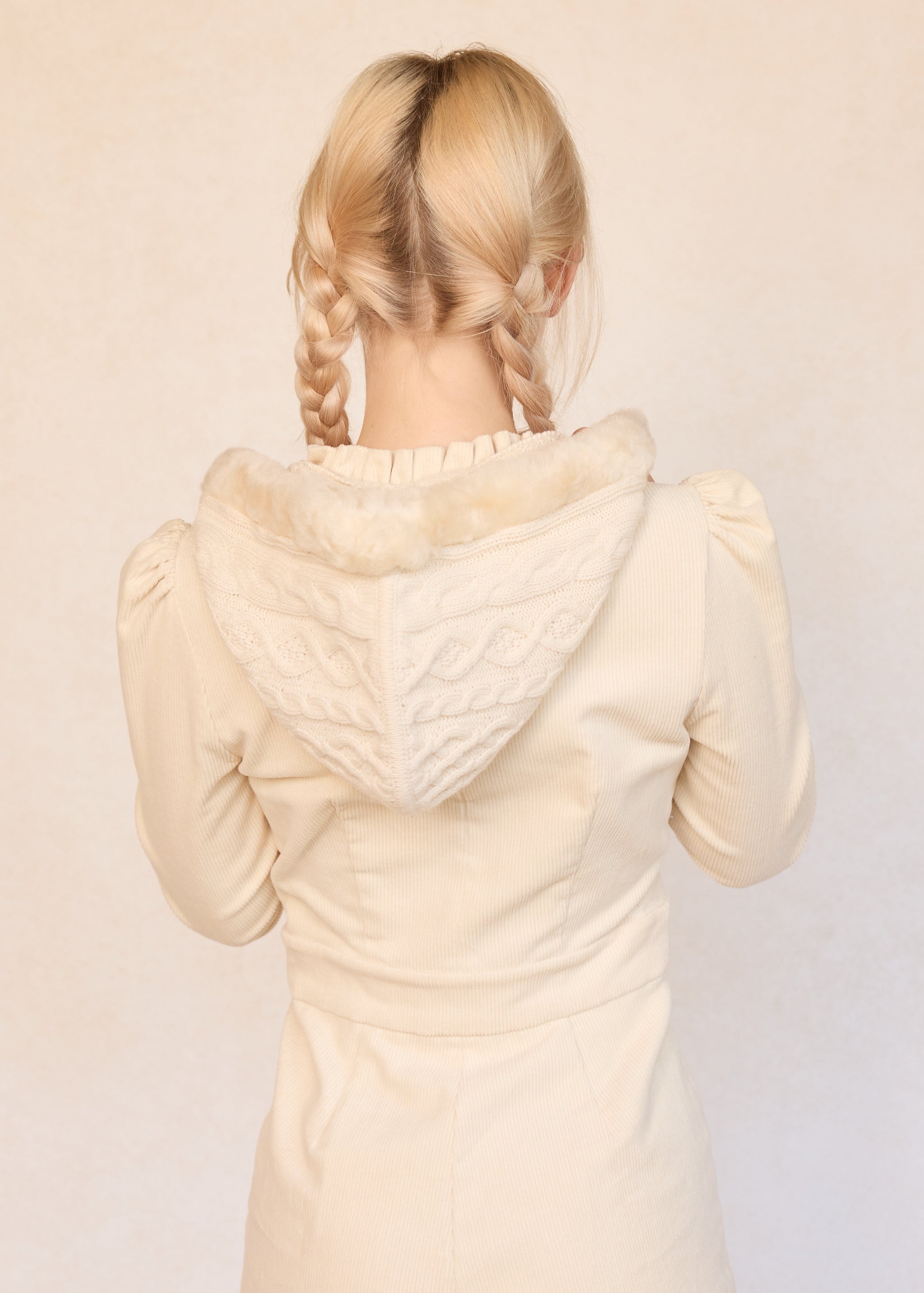Vanilla White | Snowdrop Bonnet